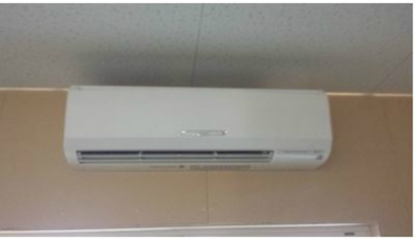 京都の倉庫にエアコン新設工事！業務用エアコンの施工量・実績が豊富です！！