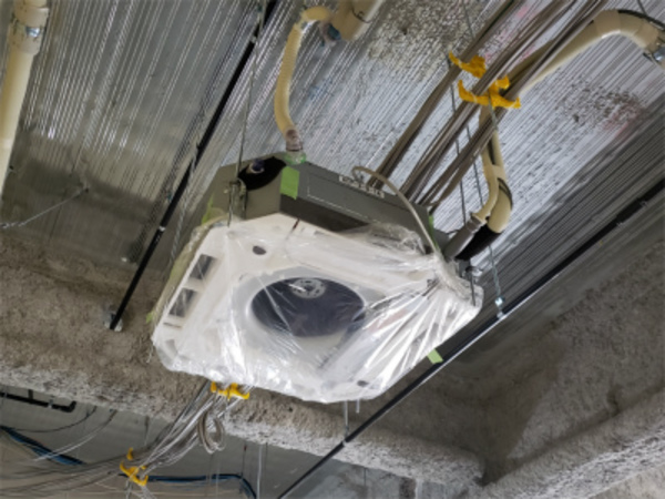 店舗で業務用エアコン新設工事！京都・滋賀の業務用エアコンならデヴァシオン！