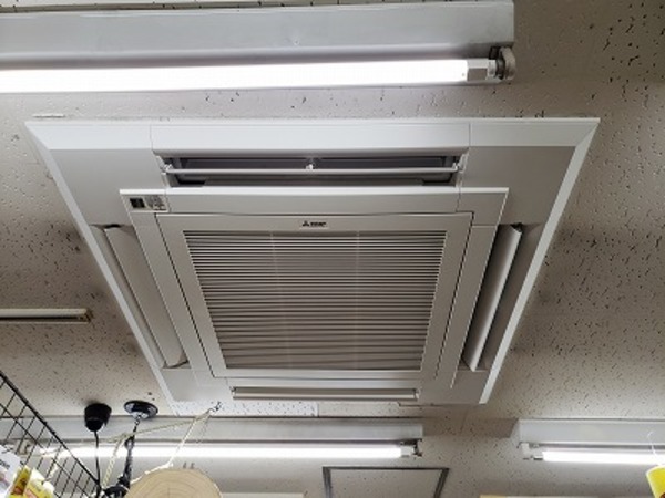 京都で業務用4方向カセットエアコン工事！業務用エアコンの施工量・実績が豊富です！