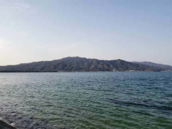 エアコン屋さんの休みはコロナストレス解消へ！春っぽい海！