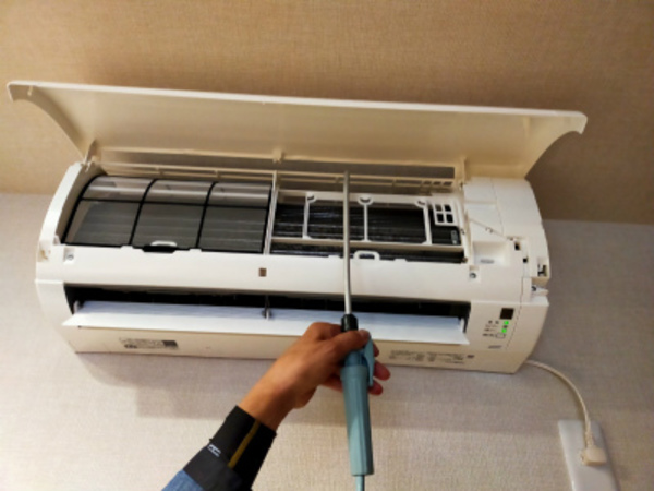 ルームエアコンの通水テスト★　迅速・丁寧！京都の業務用エアコンはデヴァシオン！