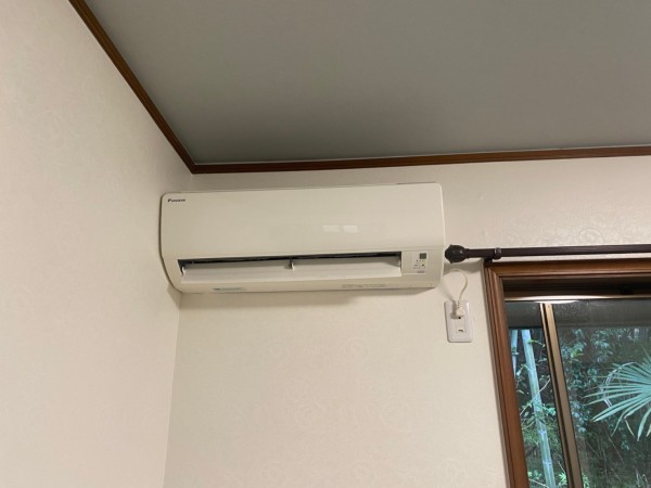 京都で故障したルームエアコンの取替工事！格安業務用エアコンあります！