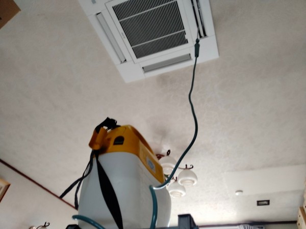 京都で業務用エアコン入替工事！ 京都市で補助金あります。