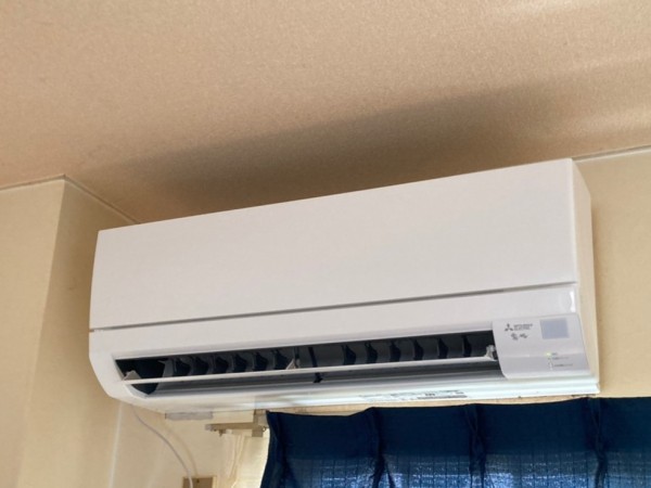 マンションにてルームエアコンの更新作業！補助金で省エネエアコン😀