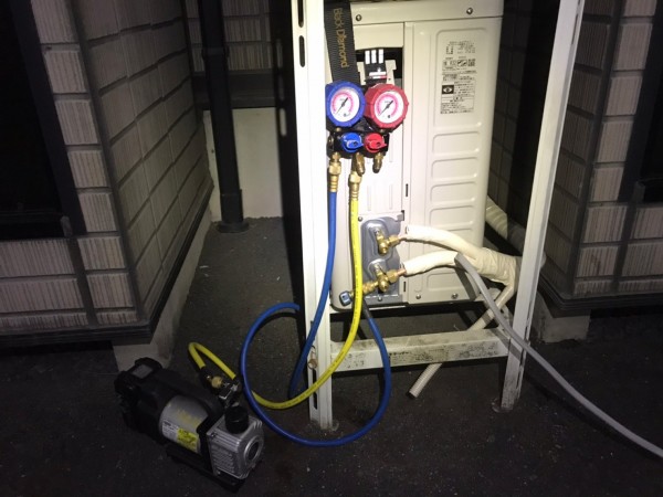 京都で夜間にエアコン取付工事(^^ゞフロン漏洩点検もお任せ下さい！補助金活用でエアコン更新😊