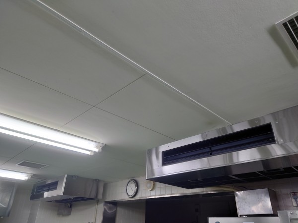 滋賀で厨房用エアコン更新工事😄