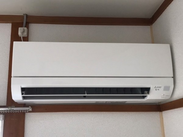 滋賀でルームエアコン故障で入替工事！ハウジングエアコンもお任せ下さい😉