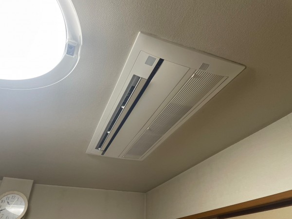 ハウジングカセットエアコン故障で入替工事