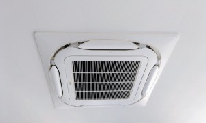 ダイキン製カセット形エアコンを更新！デザインも性能もアップ